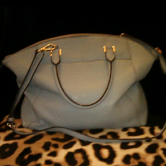 Michael Kors Large Riley Purse - Picture 8 of 8